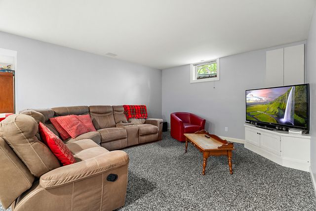 2110 Wooded Way, Stevensville, MI 49127