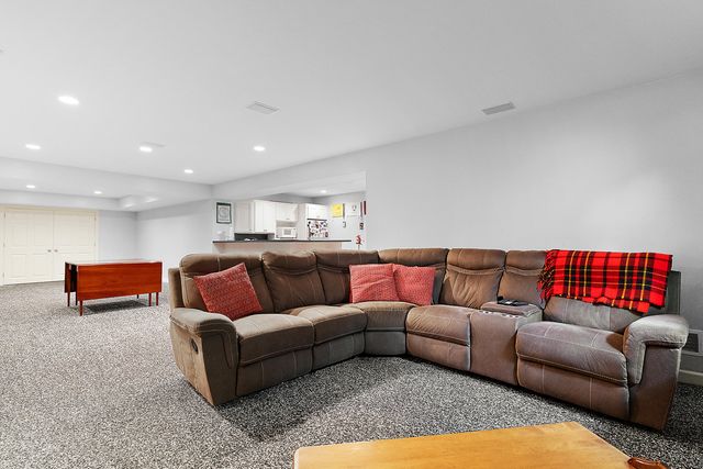 2110 Wooded Way, Stevensville, MI 49127