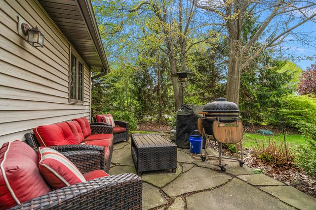 2110 Wooded Way, Stevensville, MI 49127