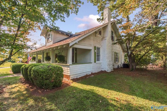 2004 Vestavia Drive SW, Decatur, AL 35603