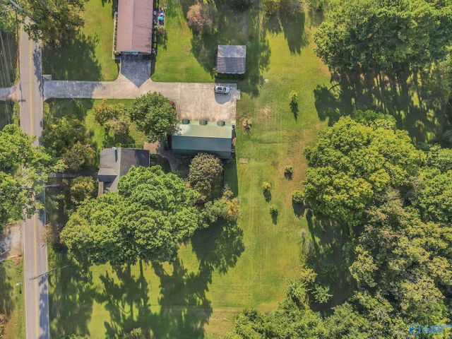 2004 Vestavia Drive SW, Decatur, AL 35603