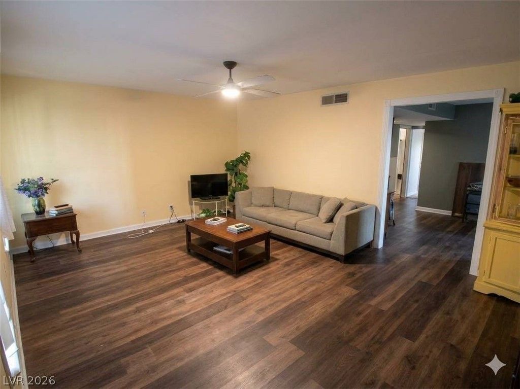 3684 Mount Vernon Avenue, Las Vegas, NV 89121 — photo 2