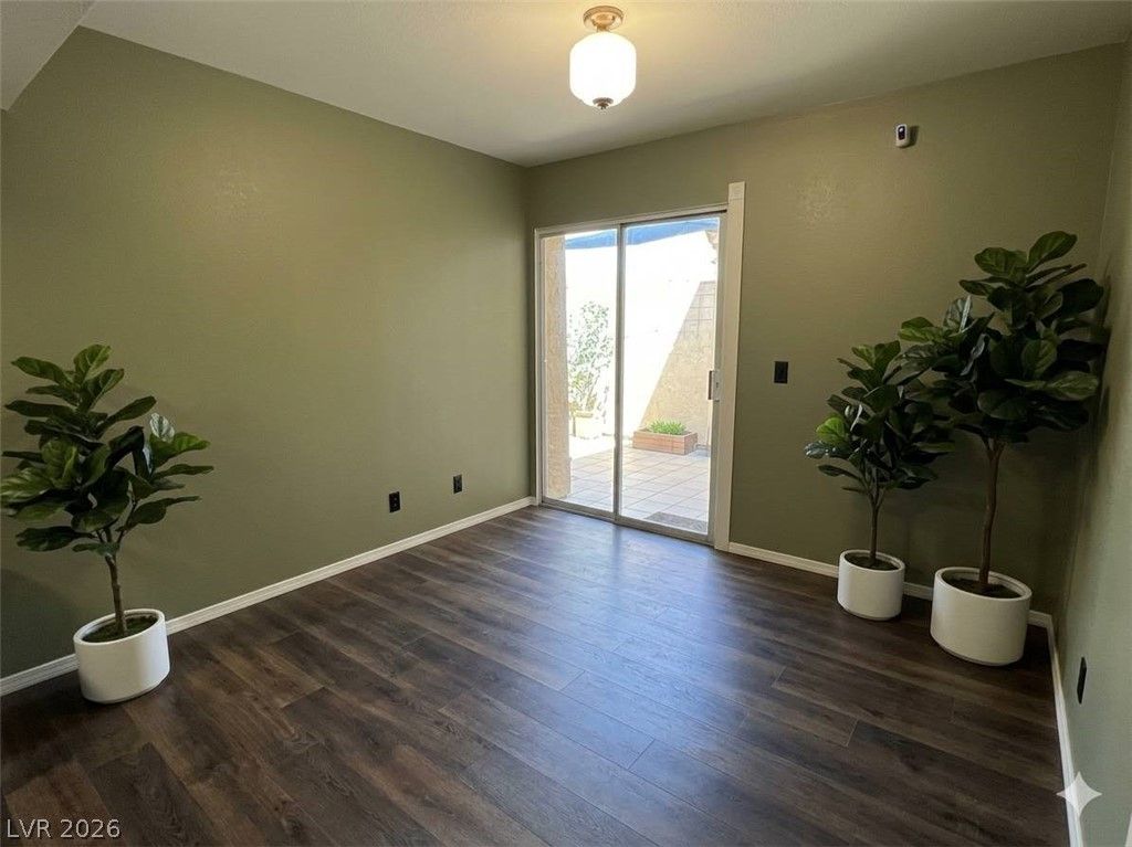 3684 Mount Vernon Avenue, Las Vegas, NV 89121 — photo 4