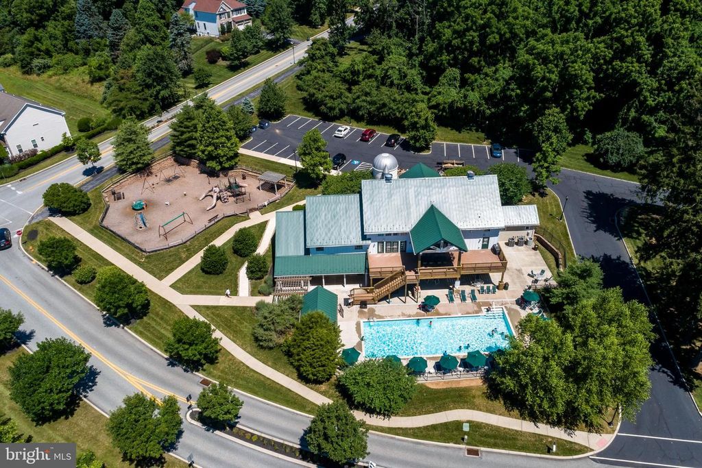 2925 COTTONWOOD LN, Chester Springs, PA 19425