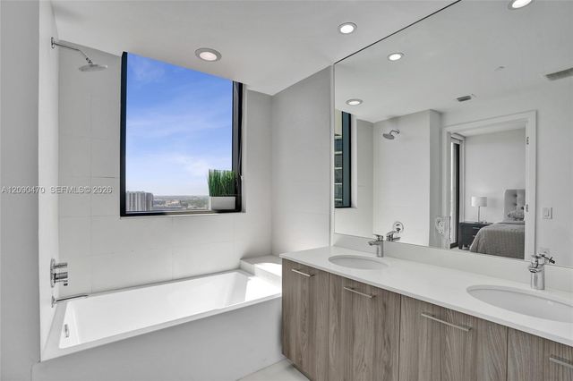 501 NE 31st Street 2808, Miami, FL 33137