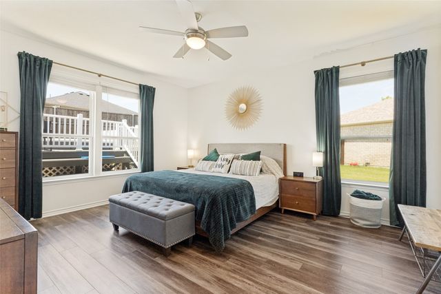 8721 Sleepy Daisy Drive, Fort Worth, TX 76131