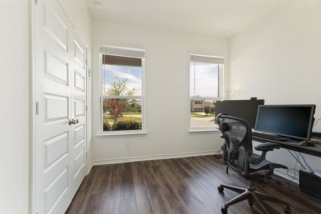 8721 Sleepy Daisy Drive, Fort Worth, TX 76131