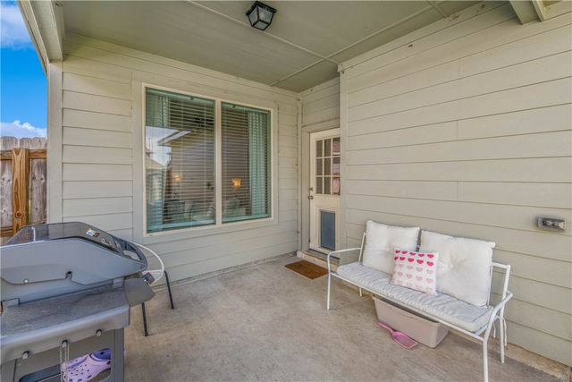 808 Mineral Wells Lane, College Station, TX 77845