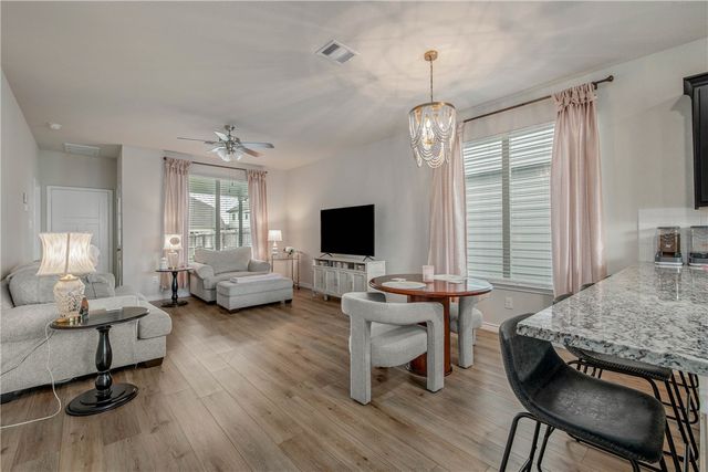 808 Mineral Wells Lane, College Station, TX 77845