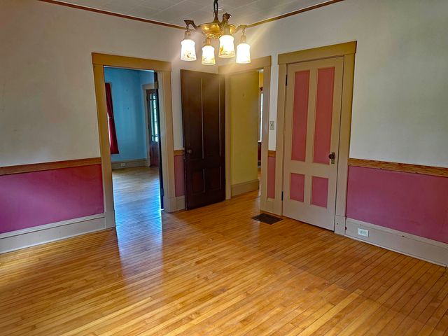 110 Western Avenue, Brattleboro, VT 05301