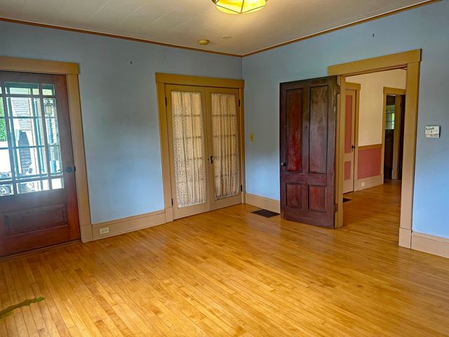 110 Western Avenue, Brattleboro, VT 05301