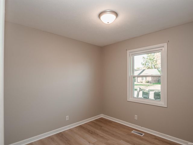 4213 Hunters Trace, Evansville, IN 47715