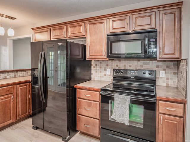 4213 Hunters Trace, Evansville, IN 47715