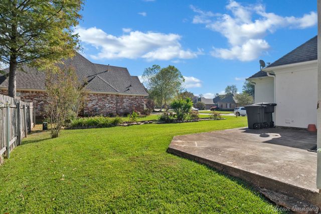 527 Canterbury Lane, Bossier City, LA 71111