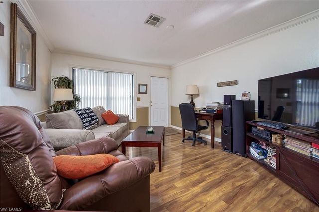 9639 Eaton Gardens LN # 3, Fort Myers, FL 33919