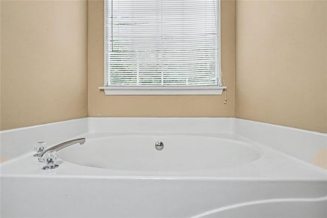 45 Hunters Ridge Court, Covington, GA 30014