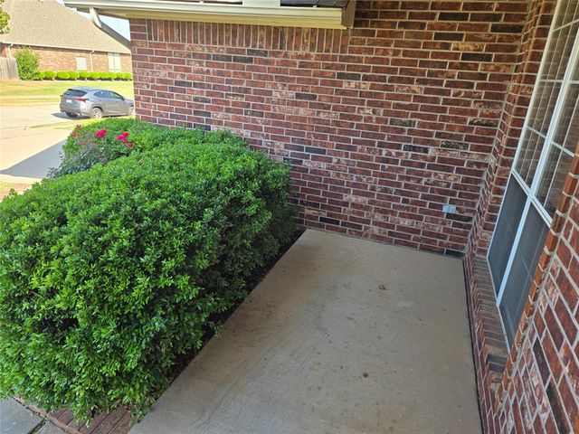 12209 Village Lane, Oklahoma City, OK 73170