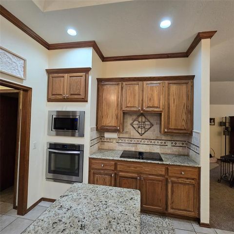 12209 Village Lane, Oklahoma City, OK 73170