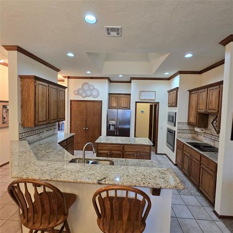 12209 Village Lane, Oklahoma City, OK 73170