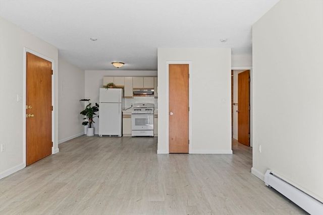 24 Kenmar Dr 239, Billerica, MA 01821