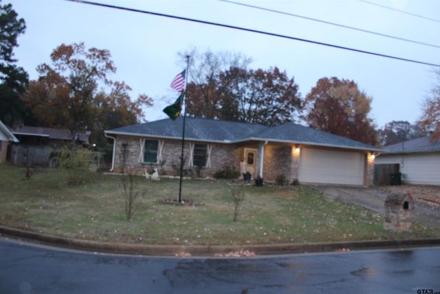 1605 BOWIE CIRCLE, Tyler, TX 75701