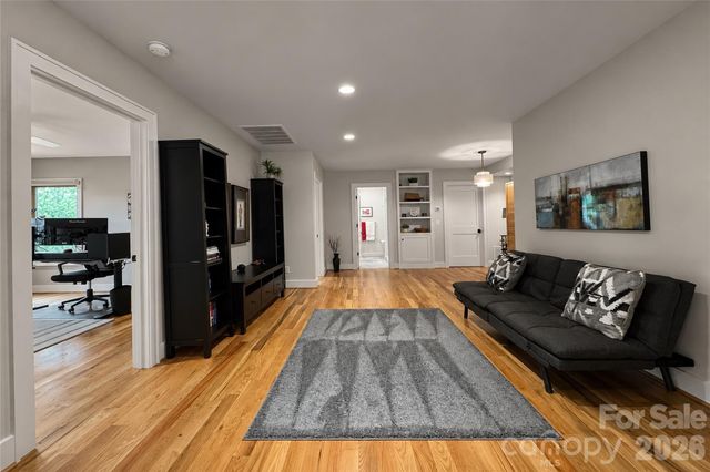 228 Allen Mountain Drive, Black Mountain, NC 28711