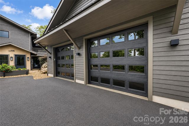 228 Allen Mountain Drive, Black Mountain, NC 28711