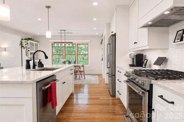 228 Allen Mountain Drive, Black Mountain, NC 28711