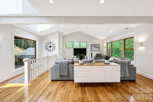 228 Allen Mountain Drive, Black Mountain, NC 28711