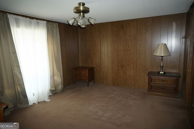 138 Omer Bond Road, Royston, GA 30662