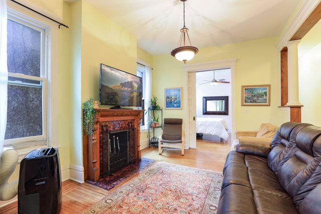 1520 Elliot Ave 4, Minneapolis, MN 55404