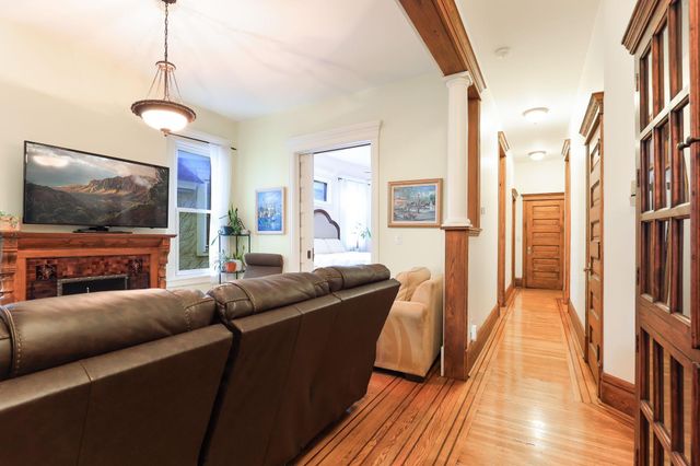 1520 Elliot Ave 4, Minneapolis, MN 55404