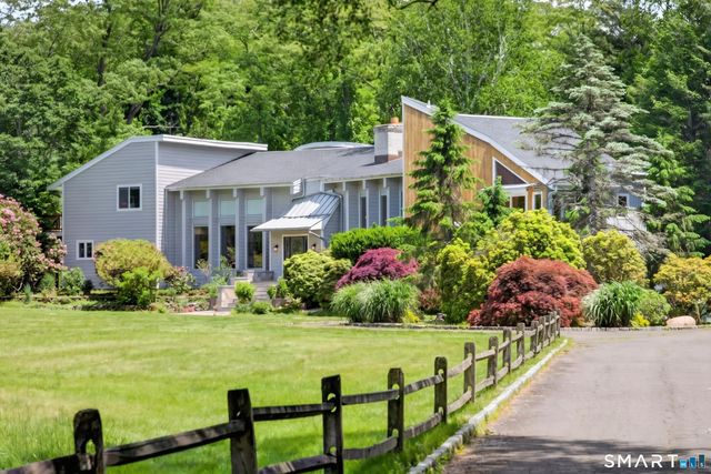 2177 Cross Highway, Fairfield, CT 06824