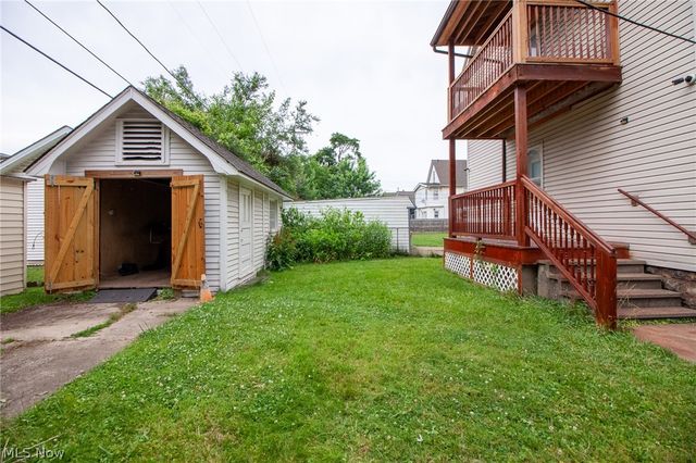 4028 E 53rd Street, Newburgh Heights, OH 44105