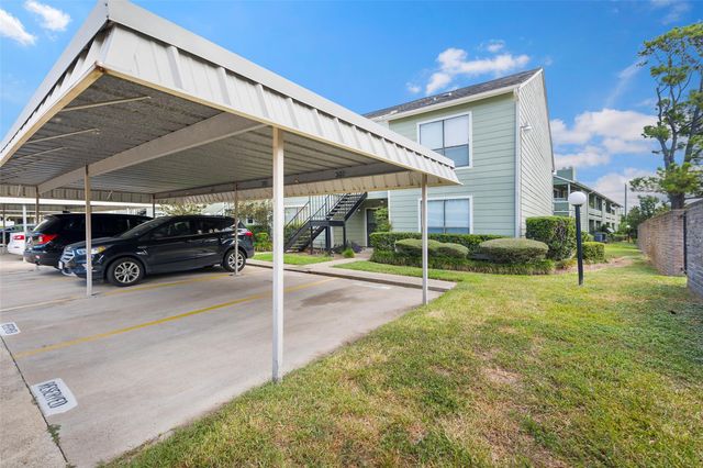 14777 Wunderlich Drive 811, Houston, TX 77069