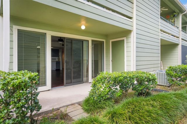 14777 Wunderlich Drive 811, Houston, TX 77069
