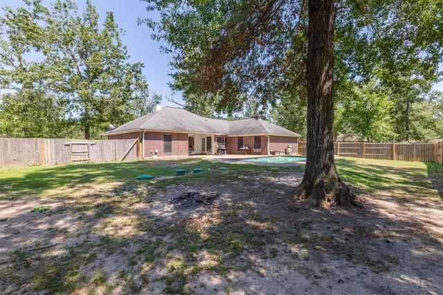 285 White Dove Drive, Lufkin, TX 75901