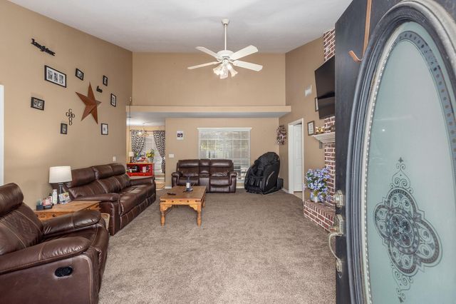 285 White Dove Drive, Lufkin, TX 75901