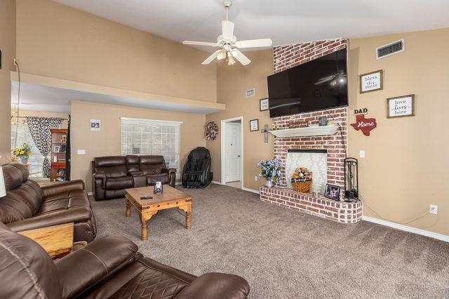 285 White Dove Drive, Lufkin, TX 75901