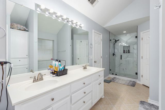 285 White Dove Drive, Lufkin, TX 75901