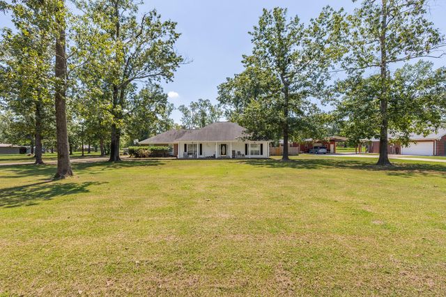 285 White Dove Drive, Lufkin, TX 75901