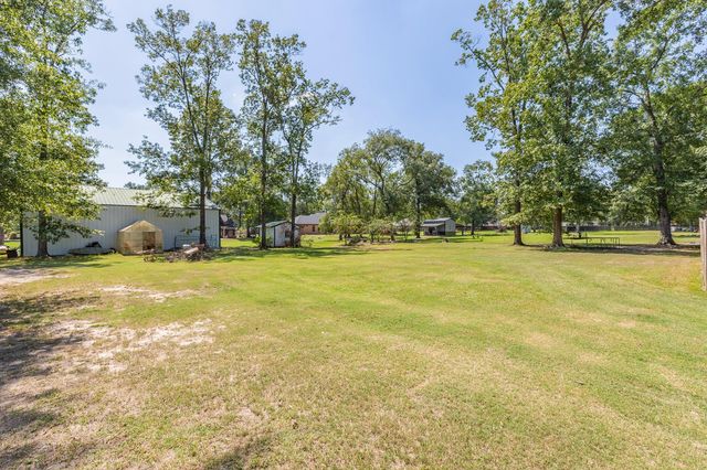 285 White Dove Drive, Lufkin, TX 75901