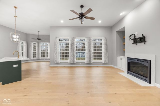 1015 Peach Lane, Covington, IN 47932