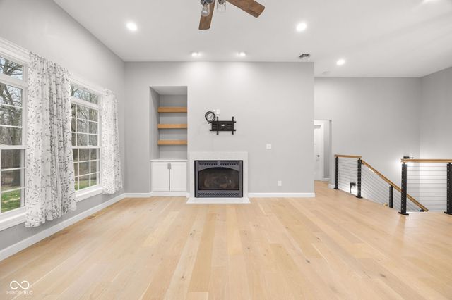 1015 Peach Lane, Covington, IN 47932