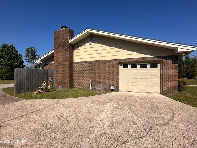 618 Gabriel Street, Panama City, FL 32405