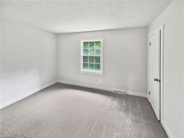 115 Wills Road, Advance, NC 27006