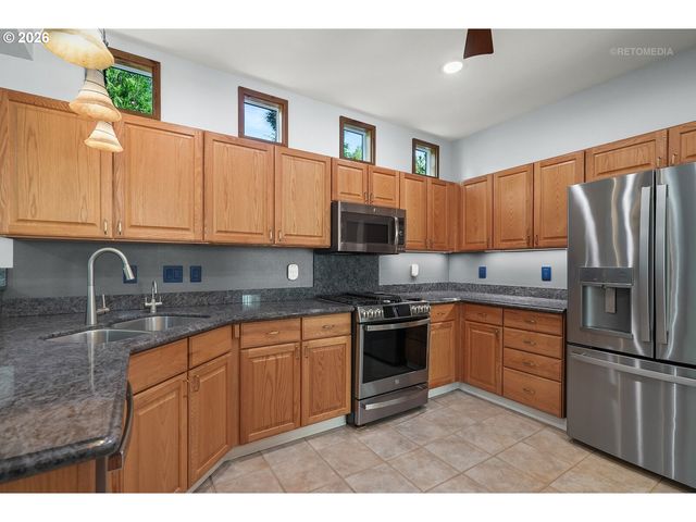 6293 Ne COPPER BEECH Dr, Hillsboro, OR 97124