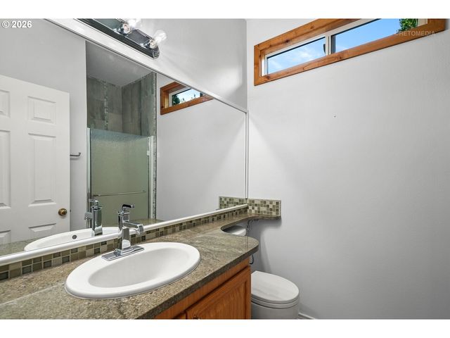 6293 Ne COPPER BEECH Dr, Hillsboro, OR 97124
