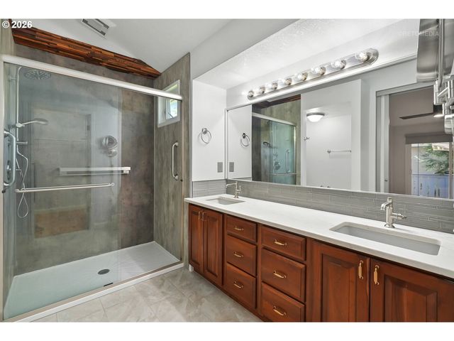 6293 Ne COPPER BEECH Dr, Hillsboro, OR 97124