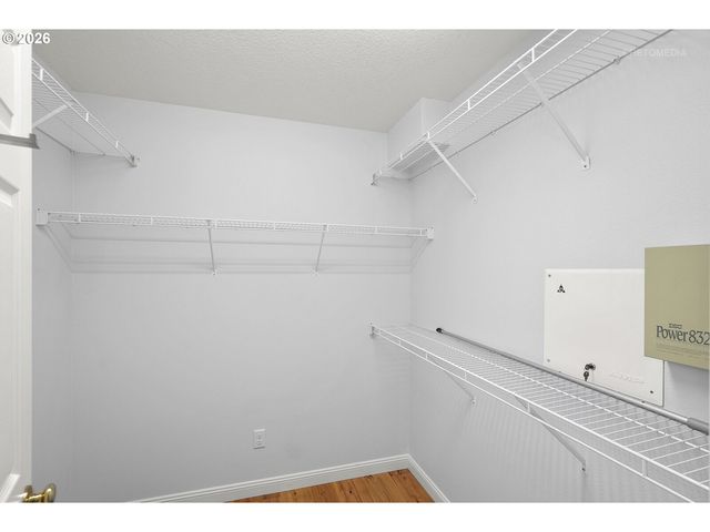 6293 Ne COPPER BEECH Dr, Hillsboro, OR 97124